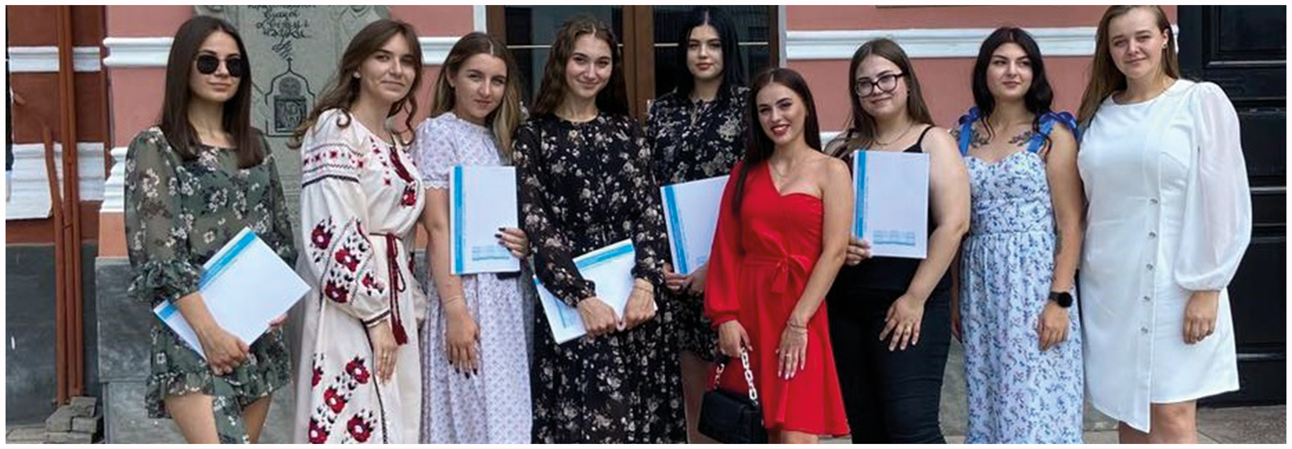 Наші випускники Наші випускники